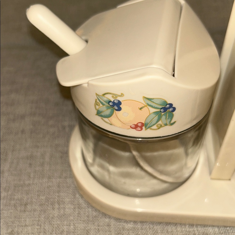 Corelle Gemco creamer and sugar with holder - Picture 3 of 6